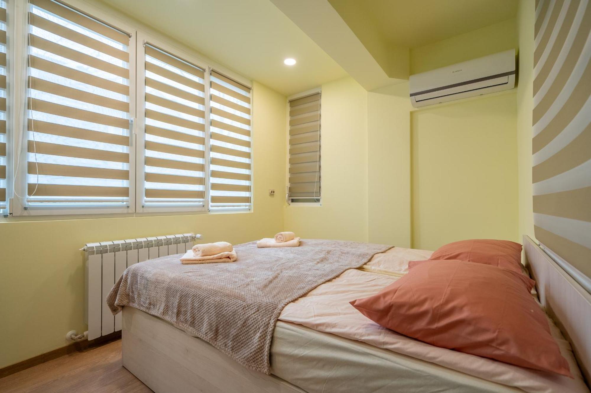 Top Location Central New & Spacious 3 Bdr Apt Medical Academy София Экстерьер фото